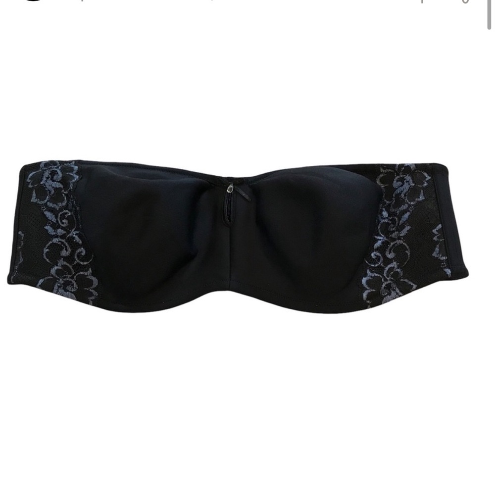 3/$30 Curvation black strapless bra with lace trim size 40C